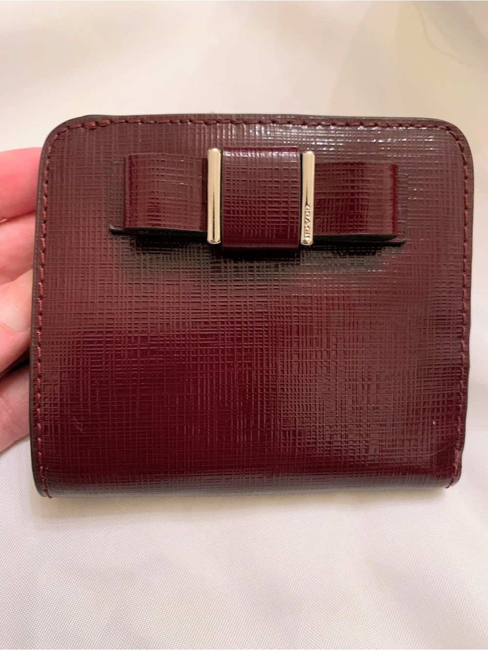 New COACH Wallet Darcy Textured Leather Bow Burgandy Wallet